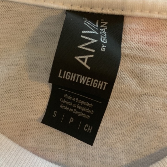 NWOT Graphic (original) tee - Picture 5 of 6